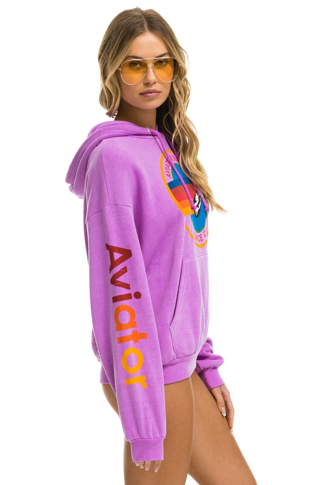 AVIATOR NATION  RELAXED PULLOVER HOODIE - NEON PURPLE