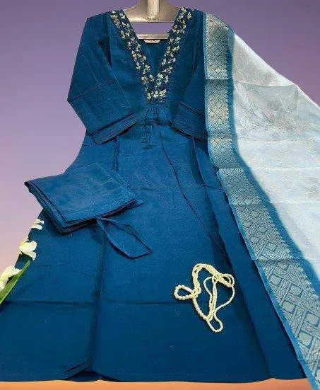 Elegant Hand-Worked Kurti with Dupatta and Pants Set