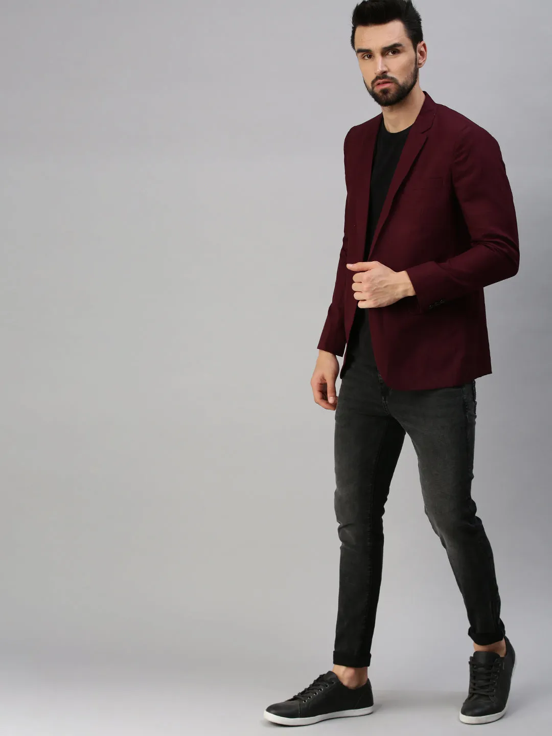 Men Red Solid Party Blazers