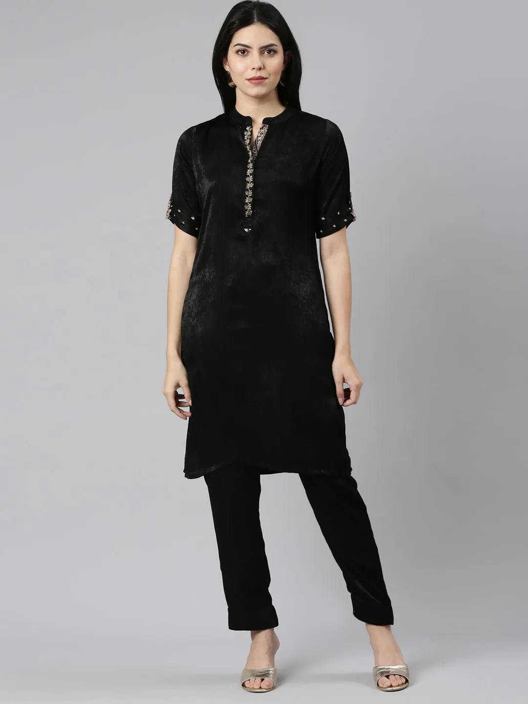 Neeru's Black Regular Straight Solid Kurta And Trousers