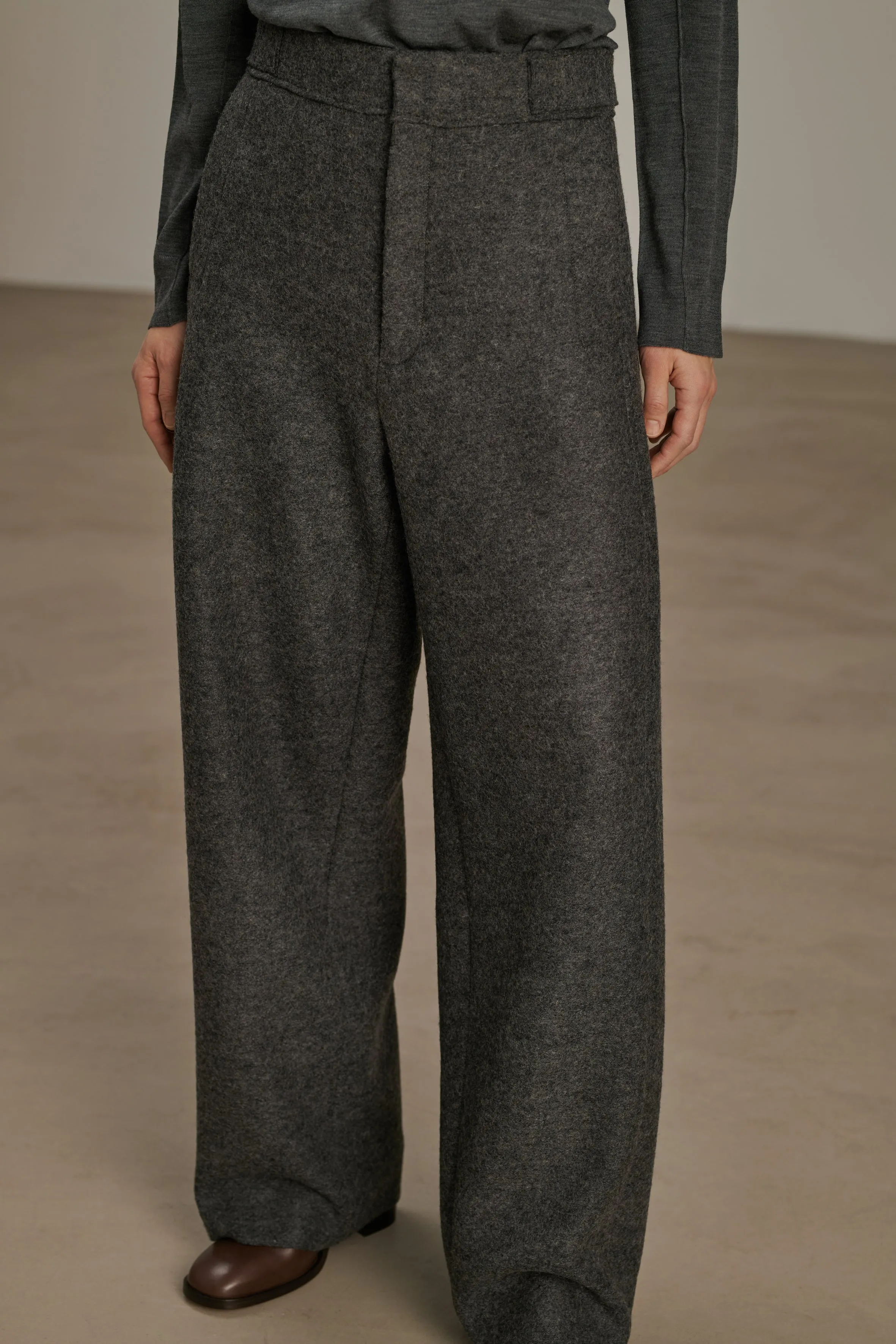 WALLY GREY TROUSERS